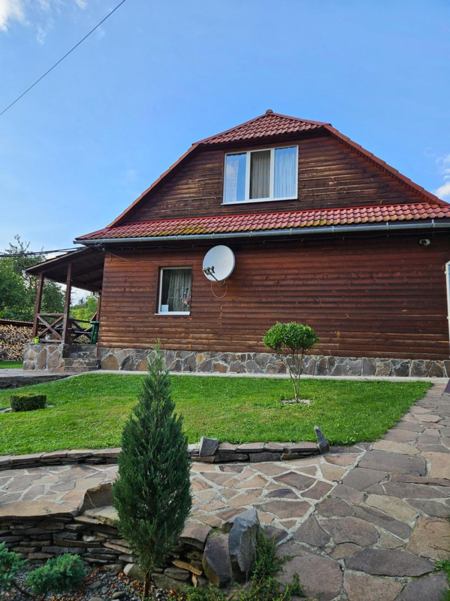 Зачаровані Карпати, Воловець Экстерьер фото